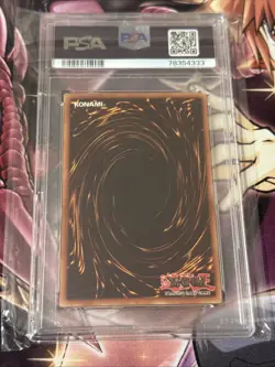 2002 Yu-Gi-Oh! Blue-Eyes White Dragon SDK-001 PSA 8 - Image 2