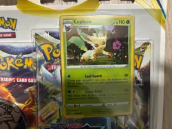 Pokemon TCG Brilliant Stars 3-Pack Blister Leafeon & Glaceon Set of 2 (6 Packs) - Image 3