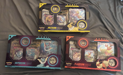 Pokemon TCG Eevee Evolution Vmax Premium Collection Card Game - Set of 3 820650851308 - Image 1