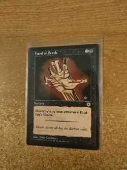 MAGIC THE GATHERING PORTAL HAND OF DEATH (A) LIGHTLY PLAYED - Image 1