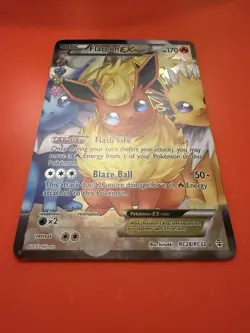 Pokemon TCG - Flareon EX (Full Art) RC28 Generations: Radiant Collection NM - Image 2