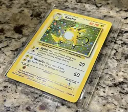 Pokemon TCG Raichu 14/102 Base Set Holo - Image 5