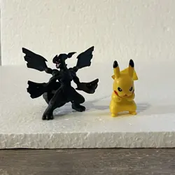 Pokemon TCG Zekrom Black& White & Pikachu Figure Set Lot of 2 Toys (No Stand) - Image 3