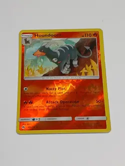 POKEMON HOUNDOOM 46/214 REVERSE HOLO RARE LOST THUNDER NM NEAR MINT - Image 1