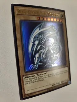Blue-Eyes White Dragon LCKC-EN001 (Version 2) Ultra Rare Yugioh SDK Art NM #2 - Image 2