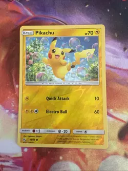 POKEMON PIKACHU 19/68 REVERSE HOLO HIDDEN FATES LP-NM - Image 1