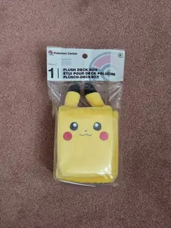 Pokemon TCG: Pikachu Plush Deck Box - Image 1