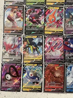 Pokemon TCG SWSH V 30 Card Lot - Image 5