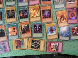 Lot of 46 Cards Vintage 1996 Yu-Gi-Oh! - Image 5