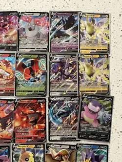Pokemon TCG SWSH V 36 Card Lot - Image 4