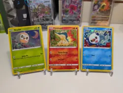 Pokemon TCG Set Rowlet SWSH220 Cyndaquil SWSH221 Oshawott SWSH222 Cosmos Holo NM - Image 1