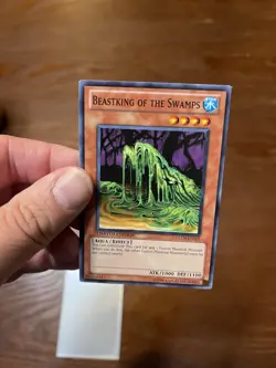 Yu-Gi-Oh Beastking of the Swamps Limited Common Light Play Card GLD4-EN005 - Image 5