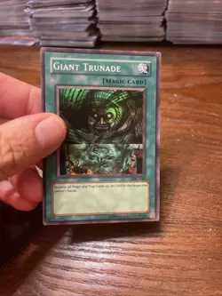 Yu-Gi-Oh Giant Trunade MRL-048 Super Rare Original Print MP/Small Crease - Image 5