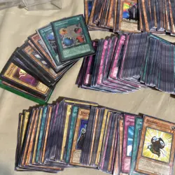 yugioh card lot. Konami card games. Good condition Holo foils 1996 (475 Ct) - Image 2