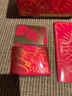Pokemon TCG Scarlet Violet Empty Elite Trainer Box (ETB) inc Promo + Accessories - Image 4