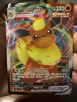Flareon VMAX 018/203 Evolving Skies Ultra Rare Pokemon Card TCG 2021 - Image 1
