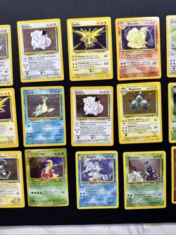 20 Card Pokemon Lot Vintage Holo Wotc MP - HP - Image 3