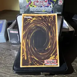 YuGiOh! TCG Blue-Eyes White Dragon, Shining Dragon and Ultimate Dragon! LC Kaiba - Image 4