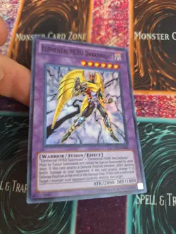 Yugioh Elemental Hero Darkbright LCGX-EN063 Super Rare Unlimited Near Mint - Image 2
