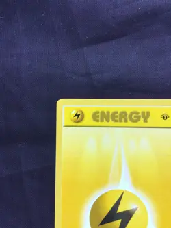 Pokemon Cards: Base Set 1st Edition Common: Lightning Energy 100/102 - Image 2