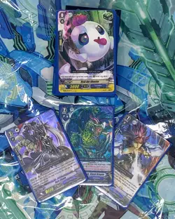 Cardfight!! Vanguard/Force of Will TCG Mixed Lot: Playmat, Deck Box, 235 Cards - Image 5