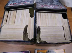 Huge yu-gi-oh 1996 card lot over 800++ cards + tins + monster league mat - Image 5