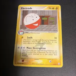 Pokemon Gaming Card: ELECTRODE #5/101 70HP Hidden Legends Holofoil WOTC 2004 - Image 2