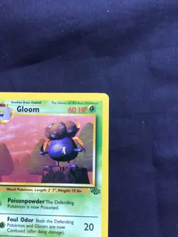 Pokemon Cards: Jungle 1st Edition Uncommon: Gloom 37/64 - Image 3