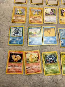 Pokemon 1999 Base Set Bundle/Job Lot 31 Cards - No Duplicates - Image 2