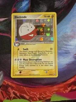 Pokemon TCG Electrode EX Hidden Legends Holo Rare Card 5/101 Reverse Holo - Image 1