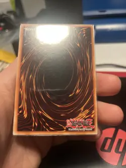 Yugioh! Dark Magician DPBC-EN008 Super Rare 1st Edition - Image 4