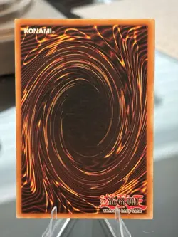 Yugioh TCG Dark Magician Of Chaos 1st Edition 1996 YGLD-ENC02 Holographic - Image 4
