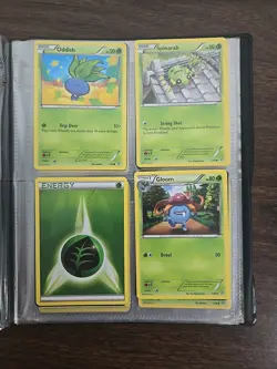Pokemon Card Binder Collection Lot 34 Random Cards And Pokemon Binder - Image 4
