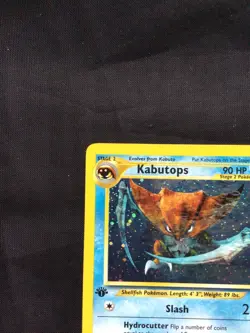 Pokemon Cards: Neo Discovery 1st Edition Rare Holo: Kabutops 9/75 - Image 3
