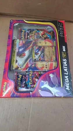 Pokemon TCG: Mega Latias ex Box (1 foil promo card, 1 oversize lenticular card - Image 2