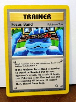 POKEMON FOCUS BAND 86/111 NON-HOLO RARE NEO GENESIS MP-HP - Image 1