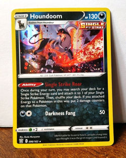 POKEMON HOUNDOOM 096/163 HOLO RARE BATTLE STYLES NM NEAR MINT - Image 1