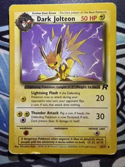 Dark Jolteon #38/82 - Pokemon Team Rocket Set - Regular - HP - Image 1