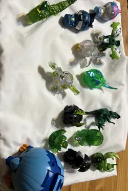 Huge Bakugan Lot -Mixed Generations- Rare, Vintage & Modern Pieces+Arena+Cards🔥 - Image 3