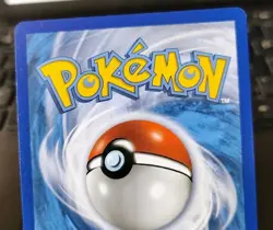 POKEMON MEW 32/68 REVERSE HOLO RARE HIDDEN FATES NEAR MINT - Image 3