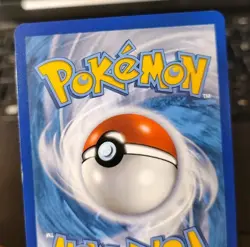 POKEMON EEVEE 48/68 HOLO RARE HIDDEN FATES LP - Image 3