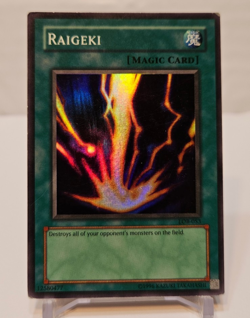 Raigeki (MAGIC) LOB-053 Super Rare Unlimited Yugioh 1018 - Image 1