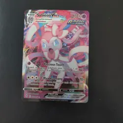 Pokemon TCG Sylveon VMAX Full Art Ultra Rare Holo Card 075/203 Evolving Skies - Image 1