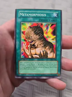 Yugioh Metamorphosis PGD-090 1st Edition LP Misprint Miscut Off Center Card - Image 1