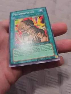 Yugioh Metamorphosis PGD-090 1st Edition LP Misprint Miscut Off Center Card - Image 2