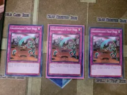 YUGIOH 3X GRAVEDIGGER'S TRAP HOLE SDBT-EN033 COMMON 1ST ED NM - Image 1