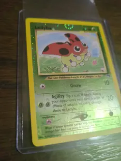 Ledyba 7/18 Southern Islands 2001 Holo Rare ONE AND A HALF SWIRLS Pokemon Card - Image 5