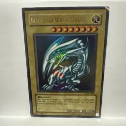 Blue-Eyes White Dragon SDK-001 Starter Deck Kaiba, Unlimited, Heavy Play - Image 1