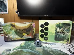 MTG Avatar Commander Bundle 'Glossy' Box (Fat Pack Box) Spindown - Image 1