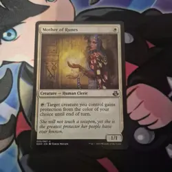 MTG Mother of Runes 2015 Duel Deck Uncommon White Creature - NM - Image 1
